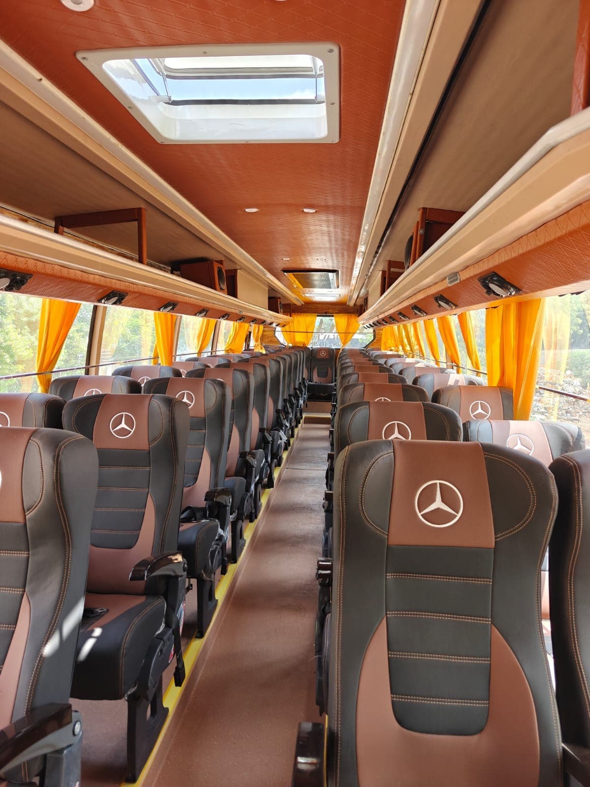 49 seater 2x2 tourist bus real photo